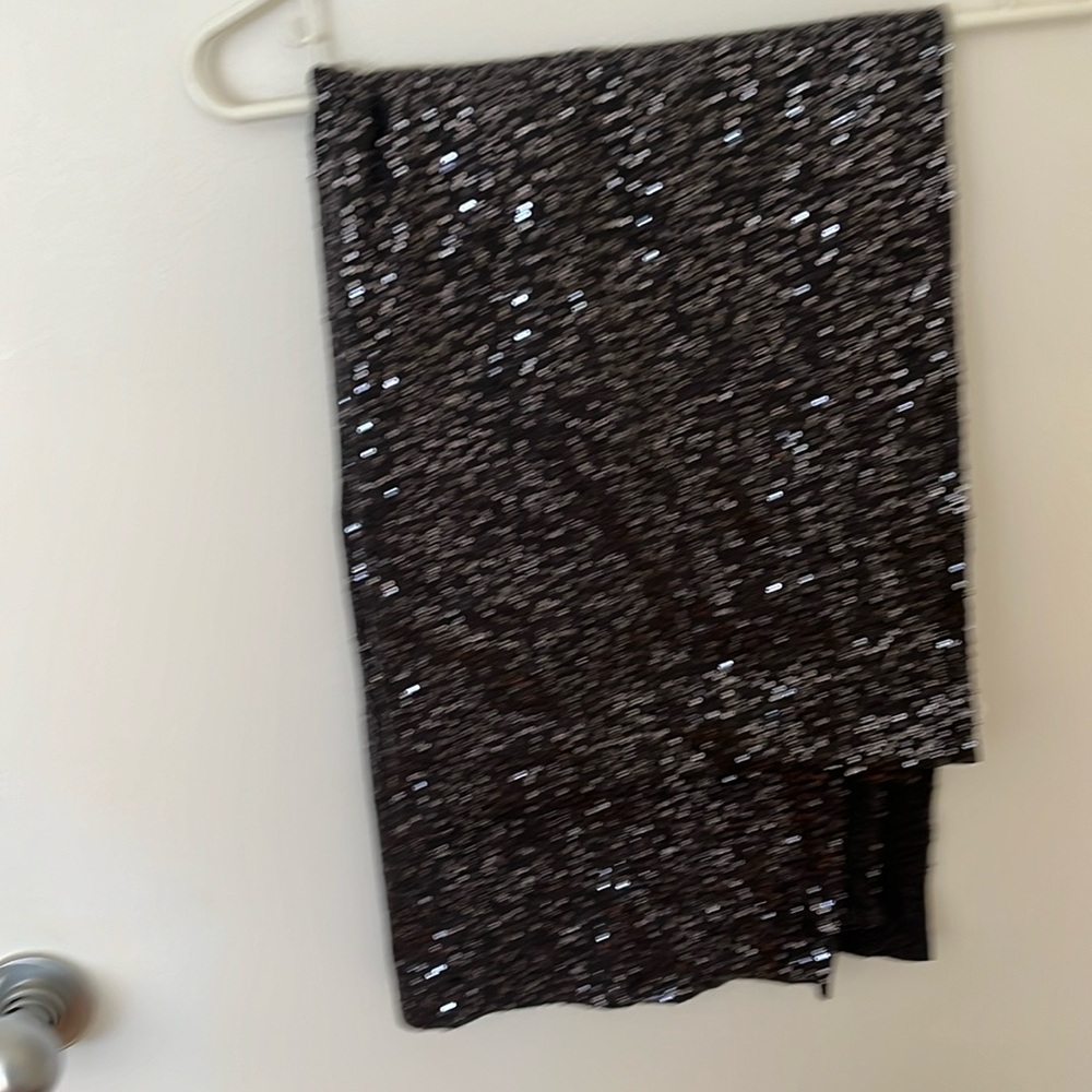 DKNY shawl.  Grey w/tiny grey sequins!  Makes any outfit POP!  Measuring 25x60”.